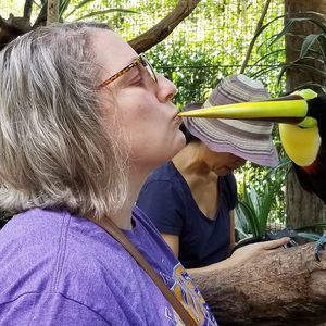 Meet your Posher, Sharon